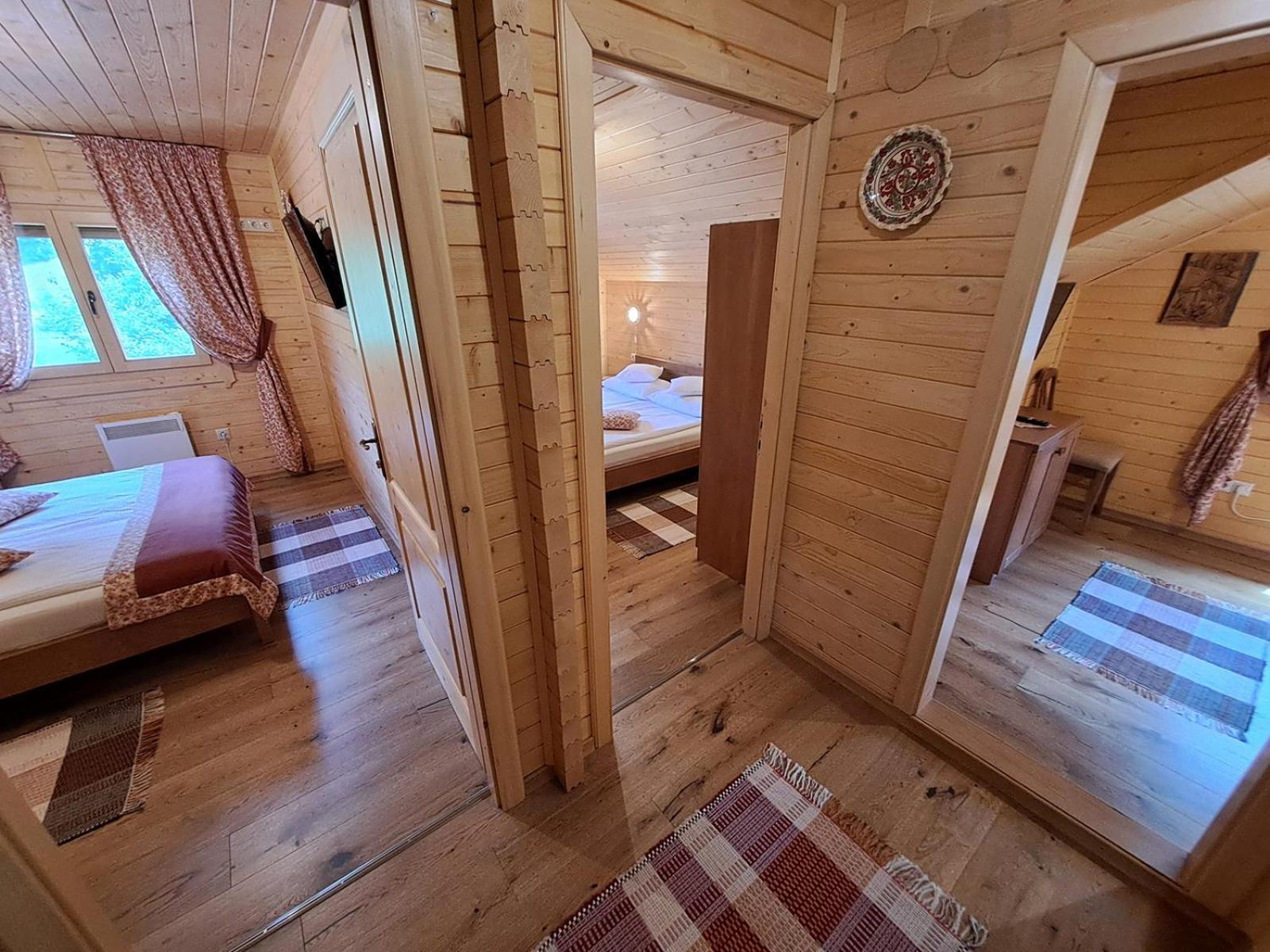 Villa Nagy Lak Sub Cetate Exterior foto